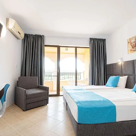 Apartreginacarevo2 Apartment